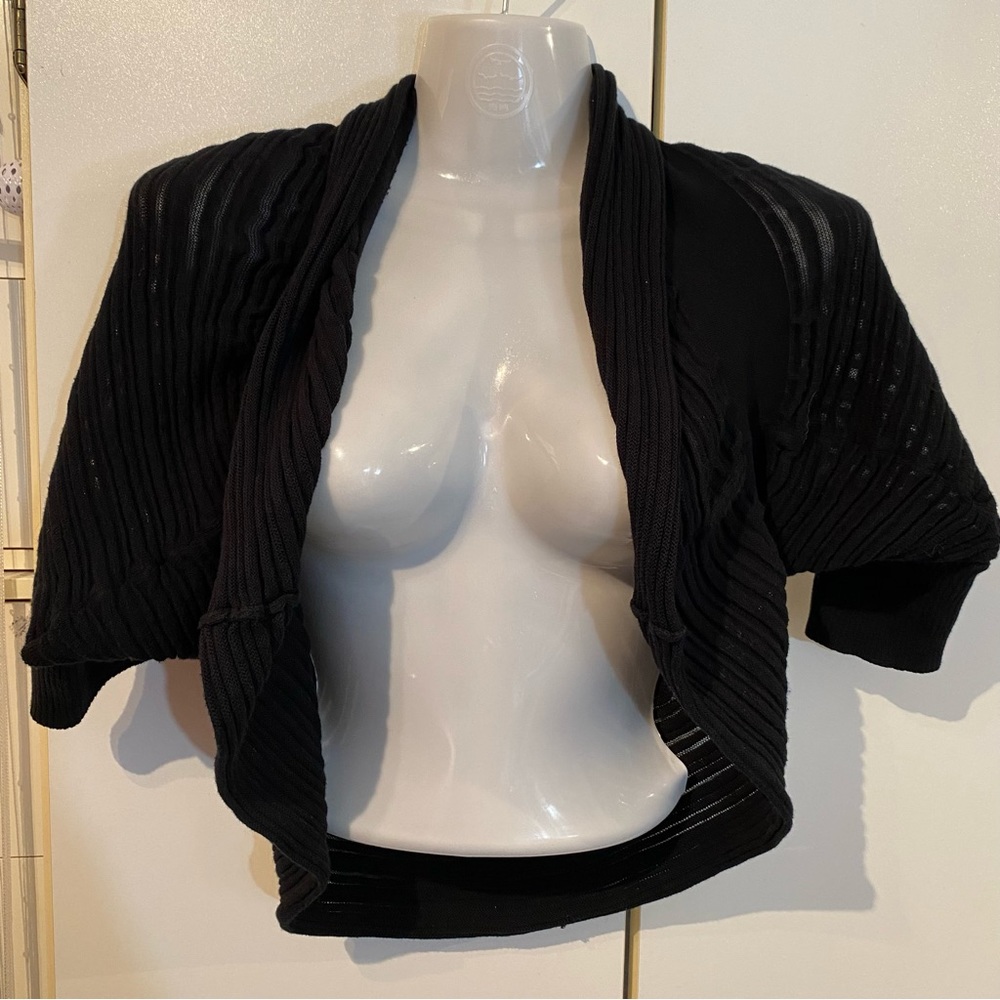 LeChateau Black Semi Sheer Cropped Shrug Size XS-S